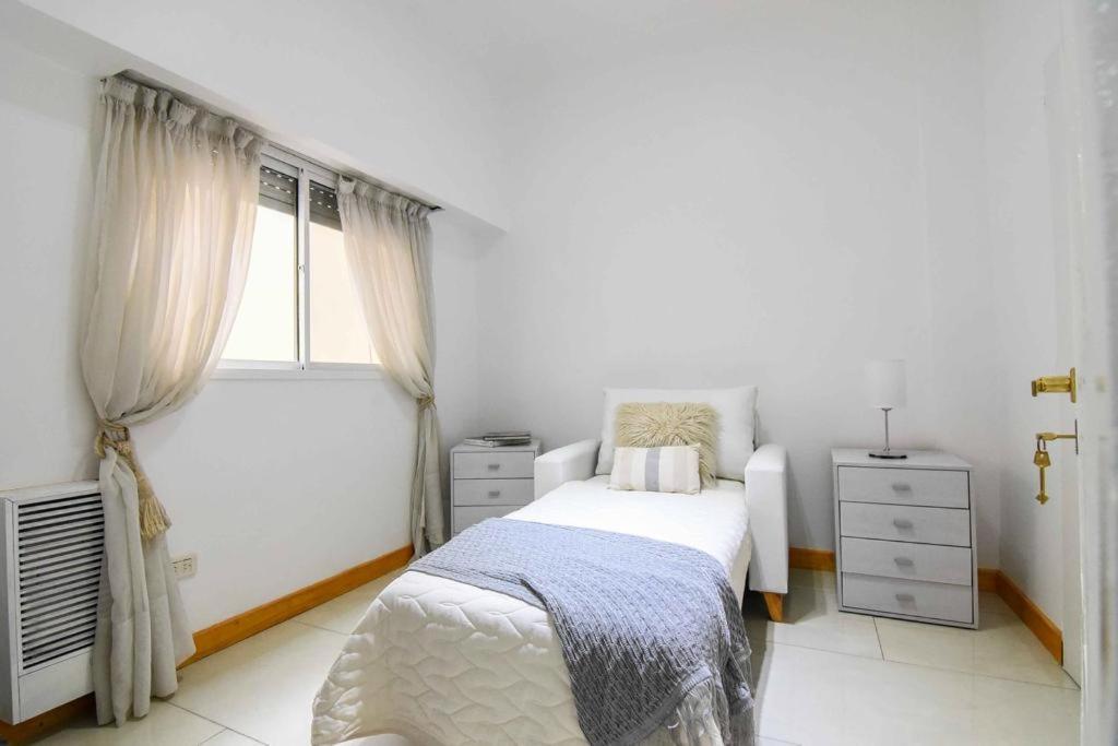 Dpto. En Recoleta: Calido, Proximo Y Confortable Buenos Aires Zewnętrze zdjęcie