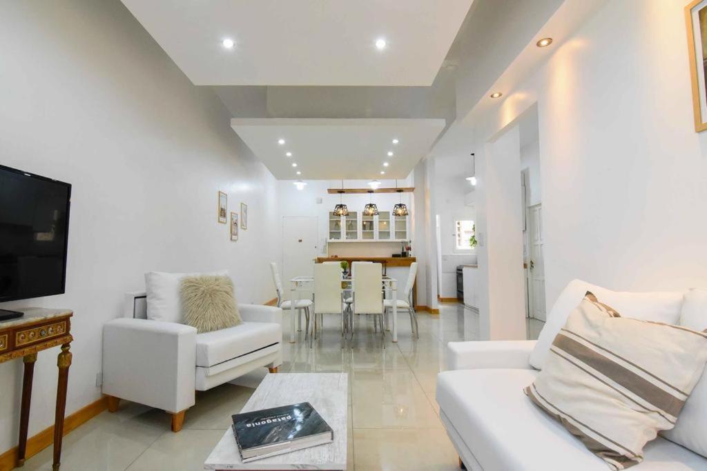 Dpto. En Recoleta: Calido, Proximo Y Confortable Buenos Aires Zewnętrze zdjęcie